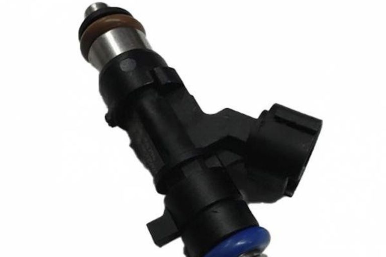 Fuel injector 166003RC0A for NISSAN