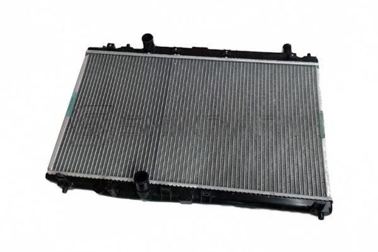 Radiator 19010-51B-H51 for HONDA MNV